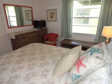 Anna Maria Island Holmes Beach Home 7946